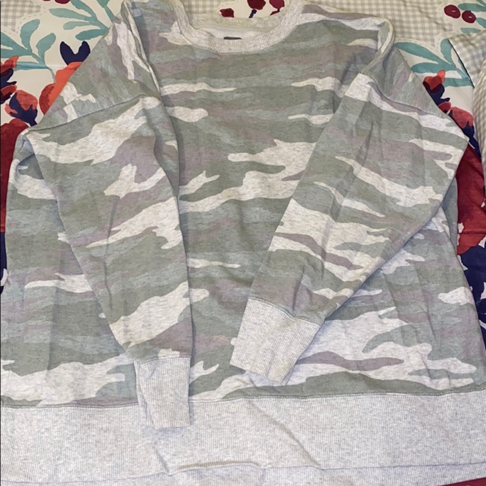 Aerie camo sweatshirt